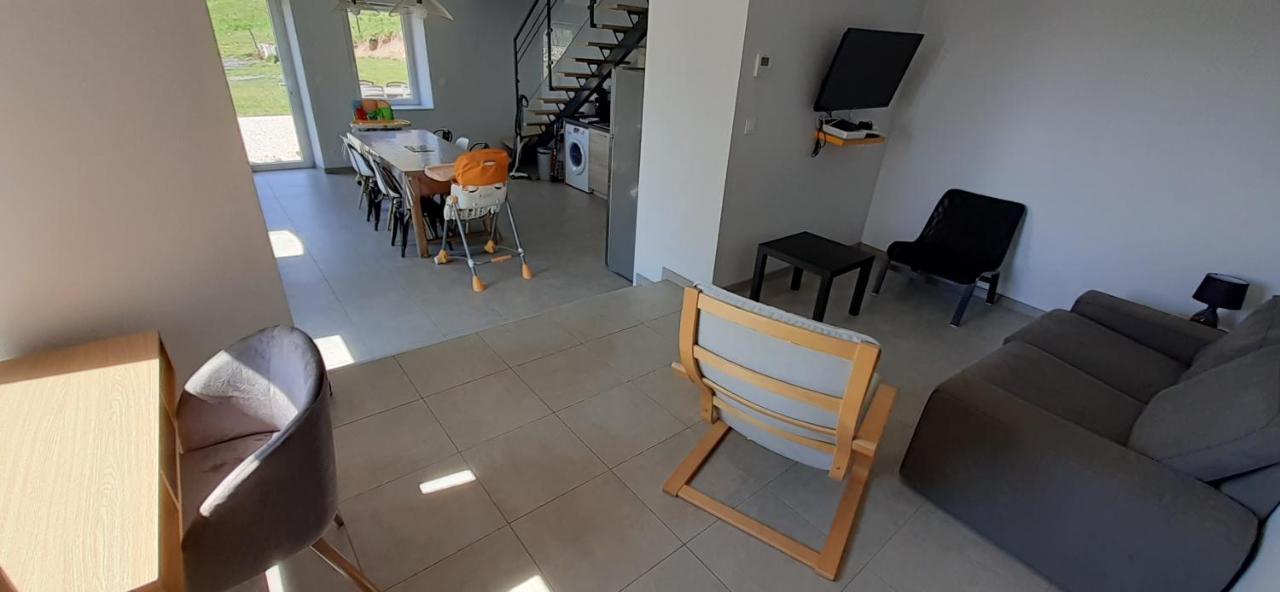 La Maison De Leobin Veranne Kültér fotó